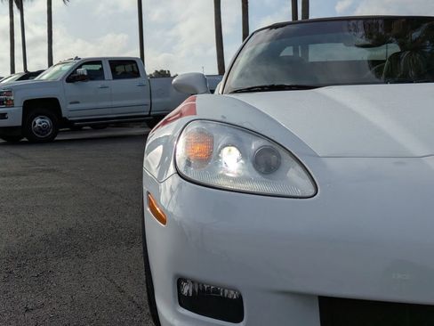 Used 2011 Chevrolet Corvette Grand Sport w/ Preferred Equipment Group image 10