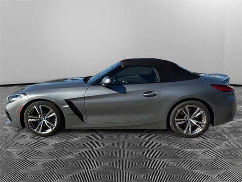 Used 2025 BMW Z4 sDrive30i w/ Premium Package image 8