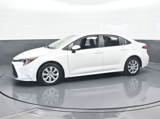 Used 2024 Toyota Corolla LE video 2