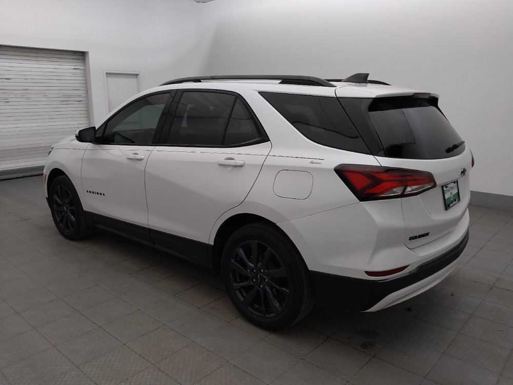 Used 2023 Chevrolet Equinox RS w/ RS Leather Package FWD image 3