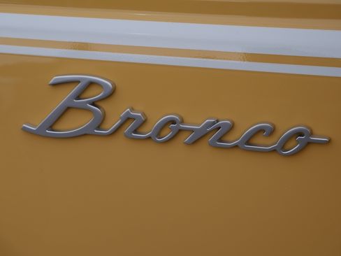 Certified 2024 Ford Bronco Heritage Edition image 21