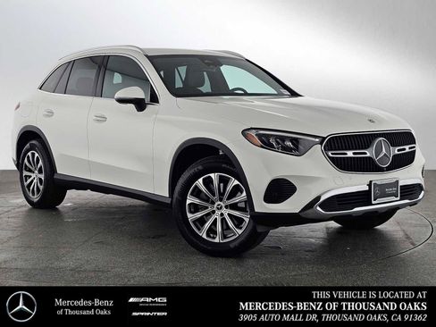 Certified 2025 Mercedes-Benz GLC 300 image 1