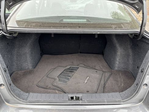 Used 2025 Nissan Versa SV w/ Trunk Package FWD image 30