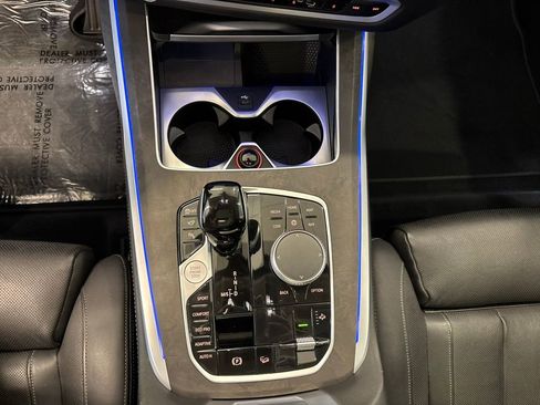 Used 2022 BMW X7 xDrive40i w/ Luxury Seating Package image 21