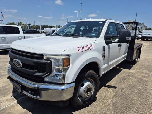 Used 2020 Ford F350 XL w/ Power Equipment Group RWD image 1