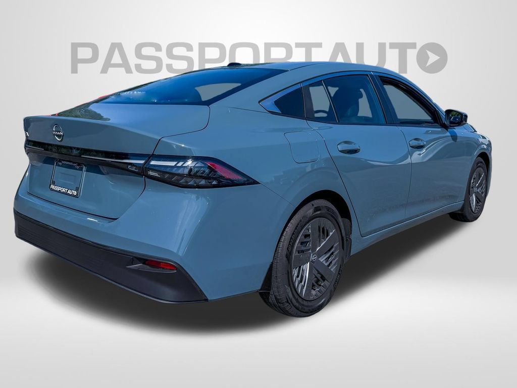 Certified 2026 Nissan Sentra SV w/ SV Convenience Package FWD image 5