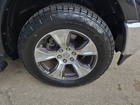 Used 2022 RAM 1500 Laramie image 31