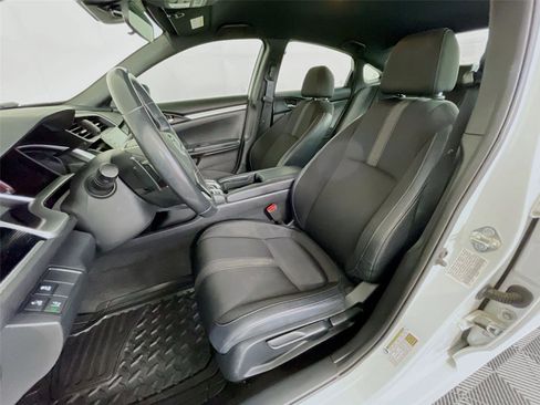 Used 2019 Honda Civic Sport image 23