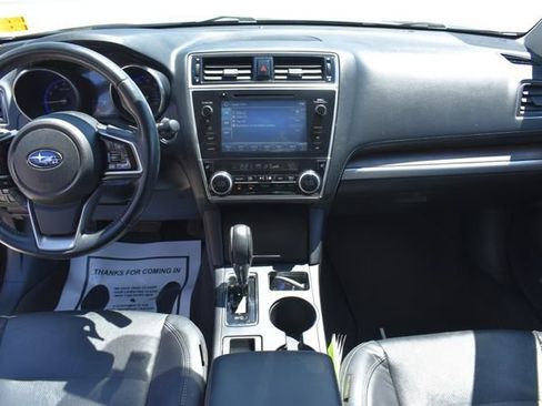 Used 2018 Subaru Outback 2.5i Limited AWD/4WD image 18