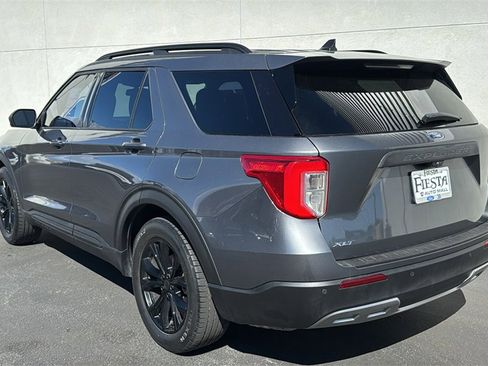 Certified 2021 Ford Explorer XLT w/ Equipment Group 202A image 4