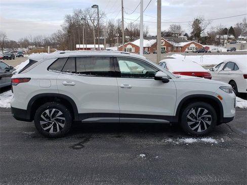 New 2025 Volkswagen Tiguan S image 2