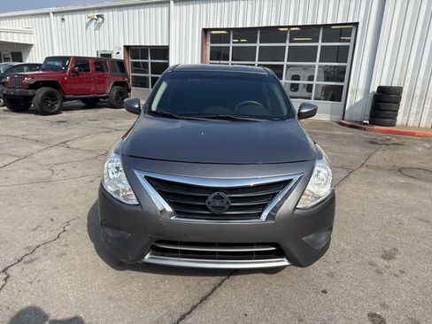 Used 2017 Nissan Versa S image 3