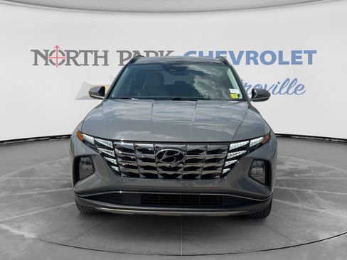 Used 2024 Hyundai Tucson Limited FWD image 2
