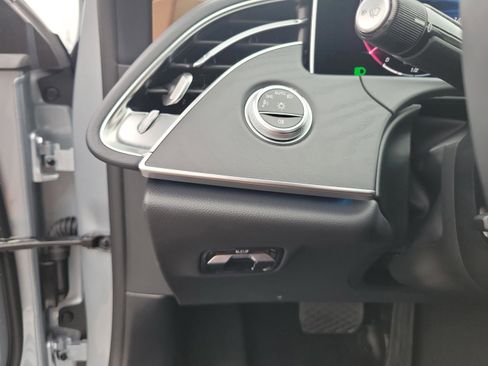 Certified 2025 Mercedes-Benz E 350 4MATIC Sedan image 27