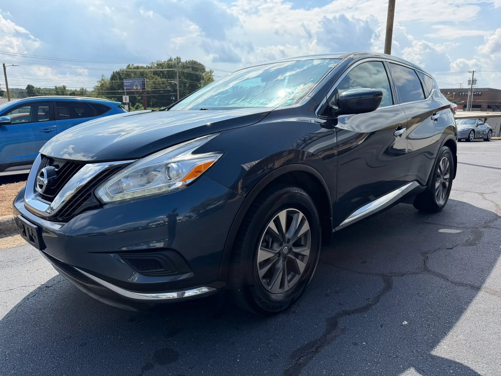 Used 2017 Nissan Murano S w/ Navigation Package AWD/4WD image 3