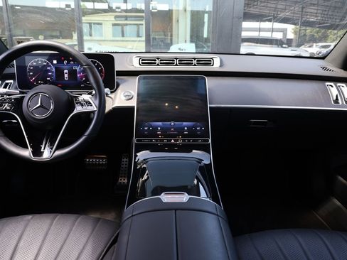 Used 2023 Mercedes-Benz S 500 4MATIC w/ AMG Line image 29