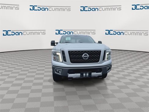 Used 2017 Nissan Titan PRO-4X image 3