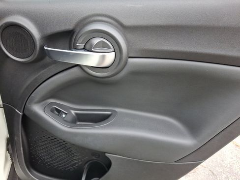 Used 2020 FIAT 500X Pop image 14