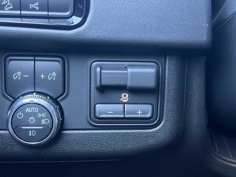 New 2026 GMC Yukon XL AT4 w/ AT4 Premium Plus Package image 15