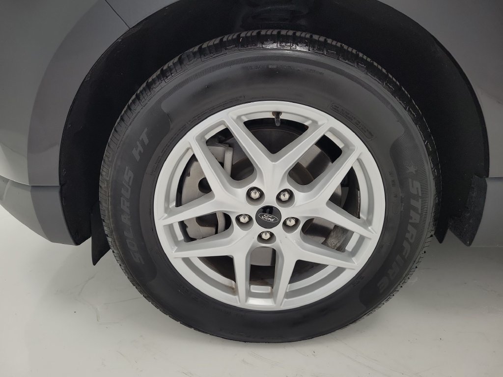 Used 2024 Ford Edge SEL AWD/4WD image 7