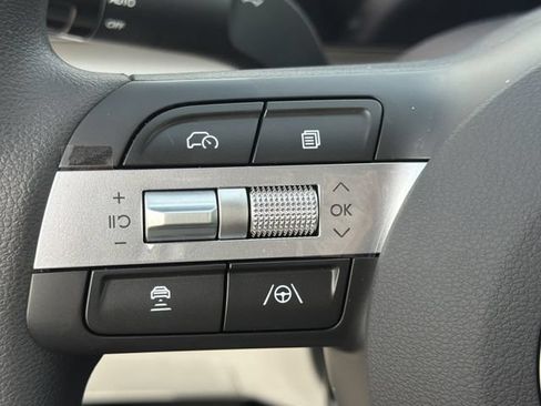 Certified 2026 Hyundai Tucson SE FWD image 22