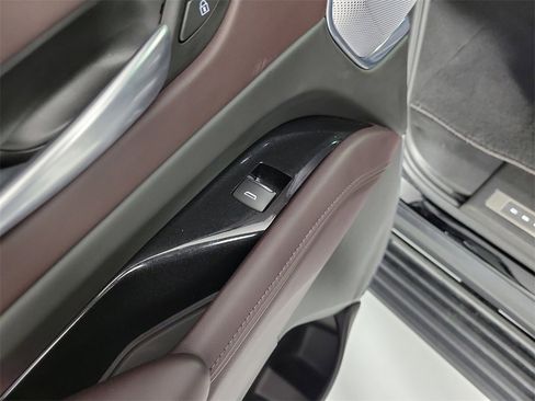 Certified 2023 Cadillac Escalade Premium Luxury Platinum w/ Heavy-Duty Trailer Package image 15