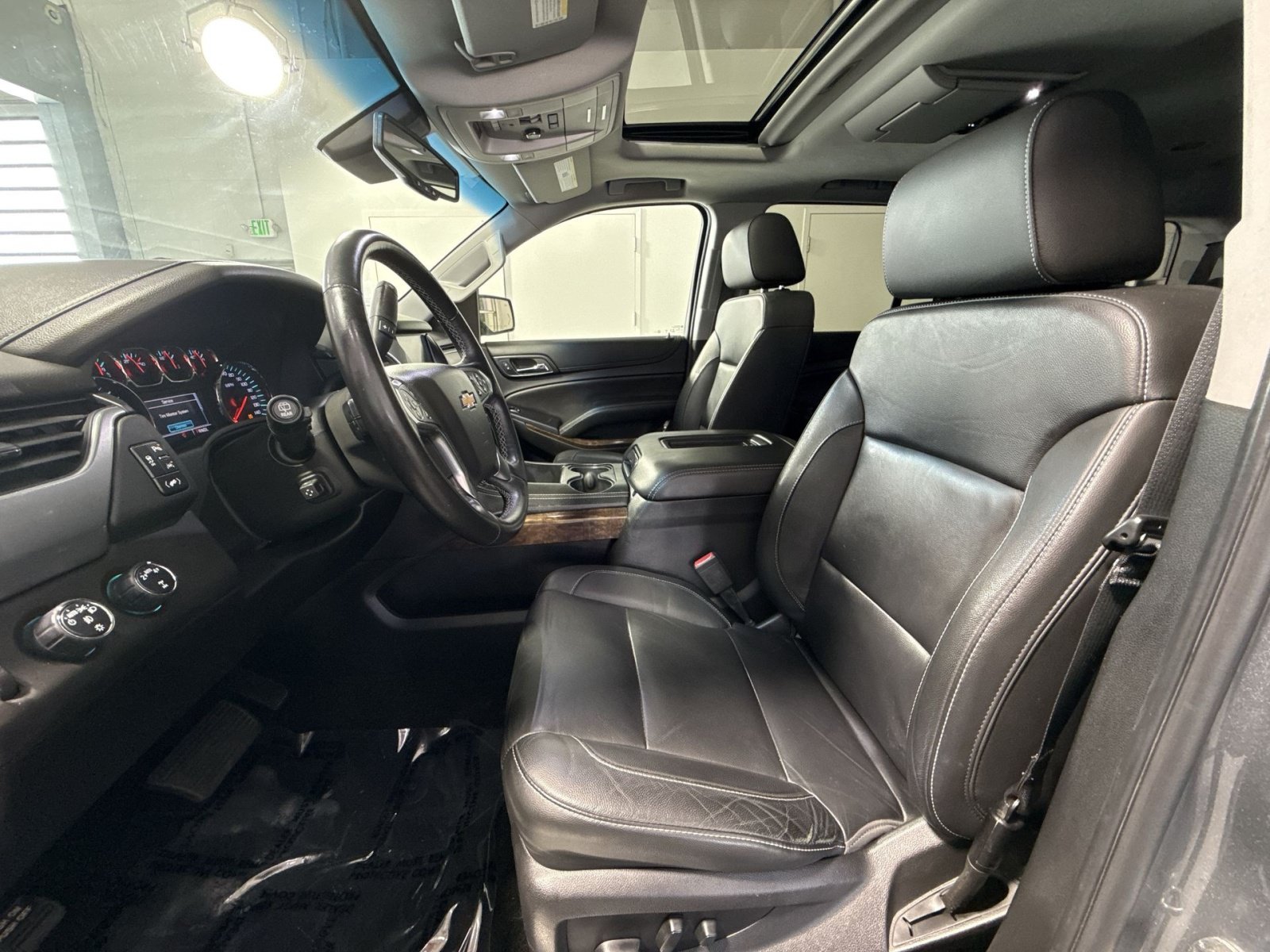 Used 2018 Chevrolet Tahoe LT w/ LT Signature Package AWD/4WD image 14