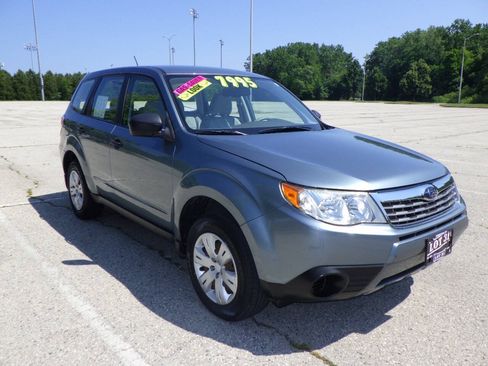 Used 2009 Subaru Forester 2.5X AWD/4WD image 1