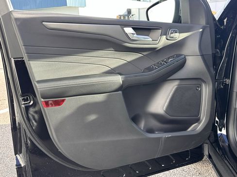 New 2026 Ford Escape Active w/ Active Premium Tech Pack image 11