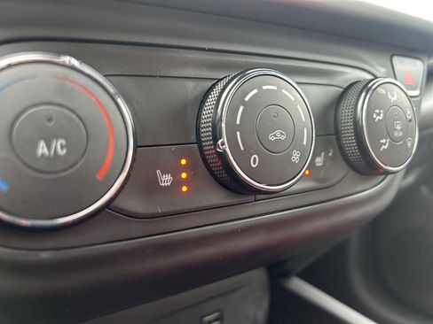 Used 2024 Chevrolet Trax RS w/ Driver Confidence Package image 30