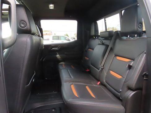 Used 2024 GMC Sierra 1500 AT4 w/ AT4 Premium Package image 24