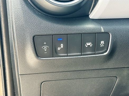 Used 2021 Hyundai Kona SEL FWD image 10
