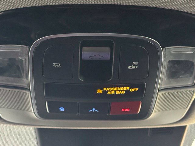 Used 2022 Hyundai Sonata Limited FWD image 17