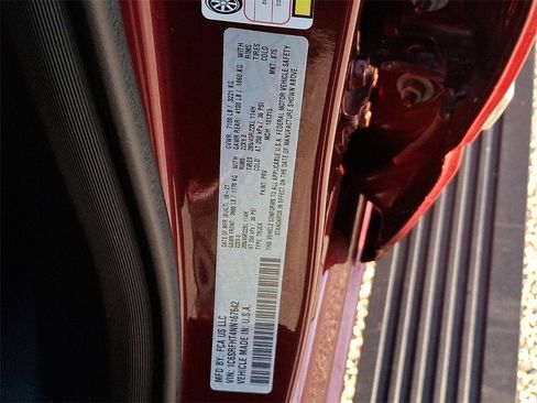 Used 2022 RAM 1500 Limited image 32