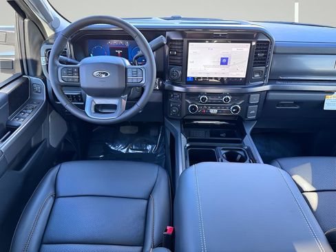 New 2026 Ford F250 Lariat w/ Black Appearance Package AWD/4WD image 5