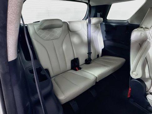 Used 2022 Hyundai Palisade Limited FWD image 14