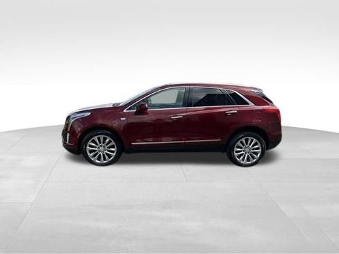 Used 2017 Cadillac XT5 Platinum AWD/4WD image 4
