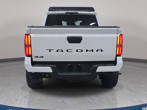 Used 2024 Toyota Tacoma TRD Sport image 8