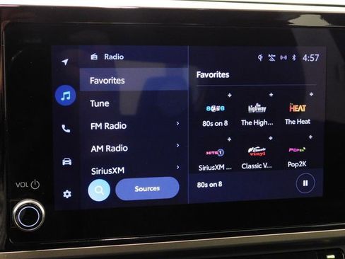 Used 2025 Toyota Camry LE image 31