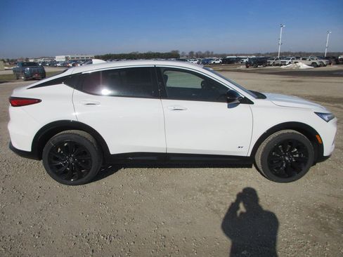 New 2026 Buick Envista Sport Touring w/ Convenience I Package image 3