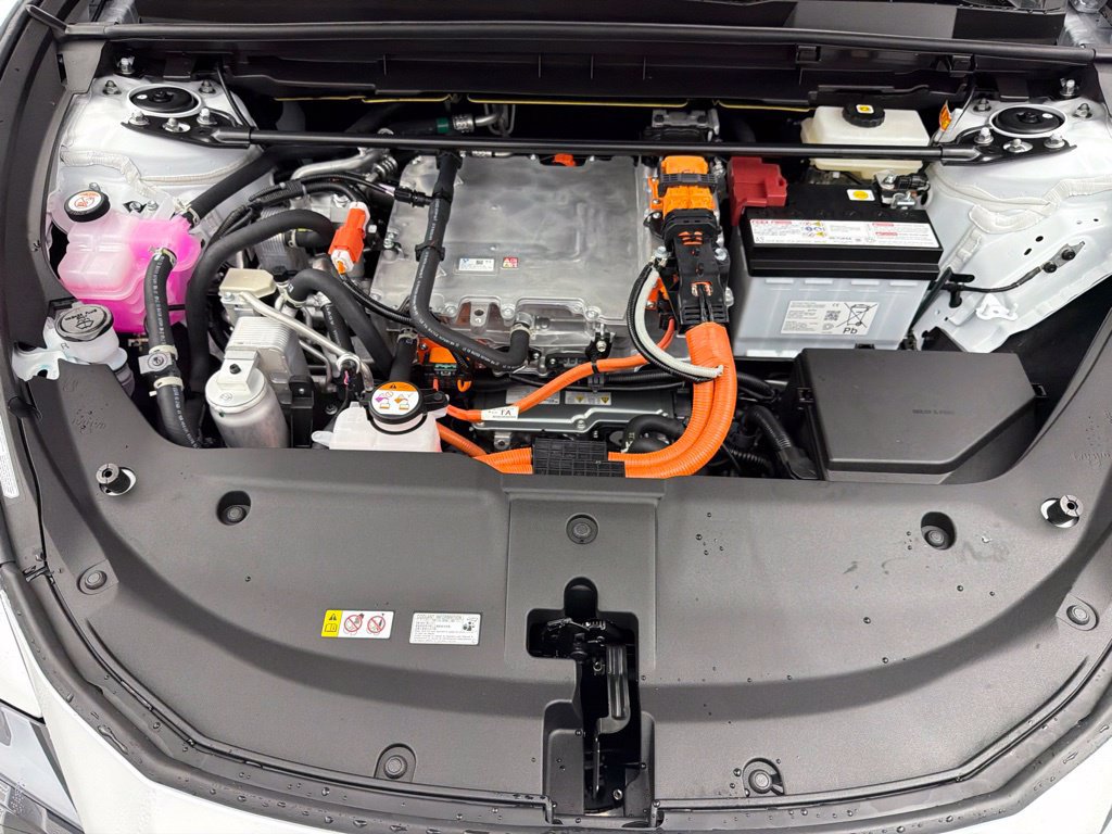 New 2026 Lexus RZ 450e AWD w/ Luxury Package image 24
