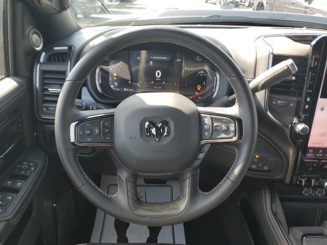 Used 2026 RAM 3500 Limited AWD/4WD image 18