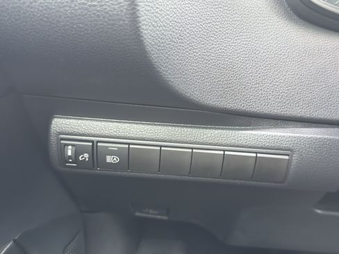 Used 2024 Toyota Corolla LE FWD image 13