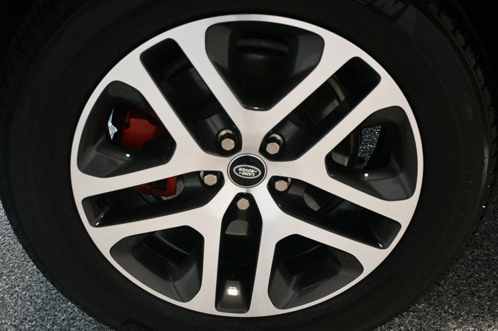 Used 2021 Land Rover Defender 110 X AWD/4WD image 21