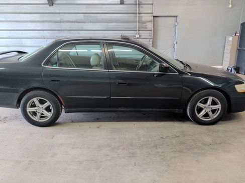 Used 2000 Honda Accord EX image 6