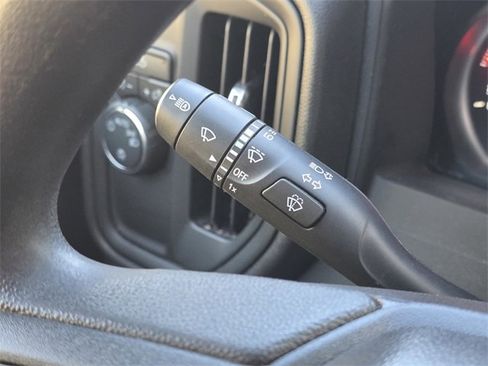 Certified 2022 Chevrolet Silverado 1500 Custom image 37