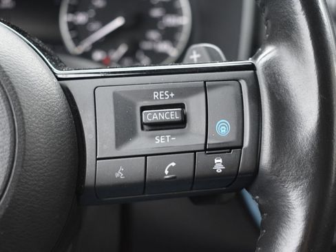 Used 2021 Nissan Rogue SL AWD/4WD image 15