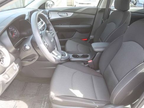 Used 2024 Kia Forte LXS image 18