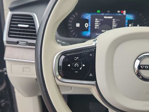 Certified 2024 Volvo XC90 B5 Plus w/ Protection Package Premier AWD/4WD image 20