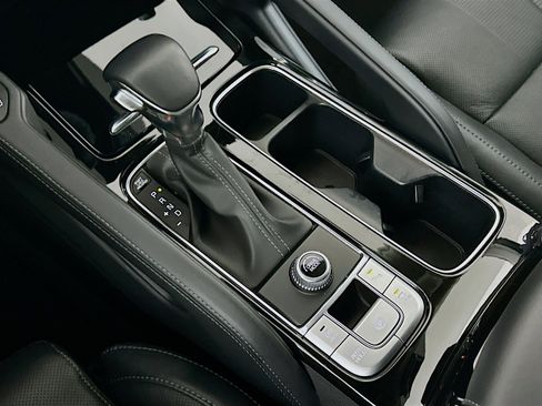 Used 2022 Kia Telluride SX w/ Towing Package image 25